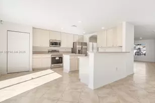 12838 SW 47th St, Miramar, FL 33027 - Photo 4