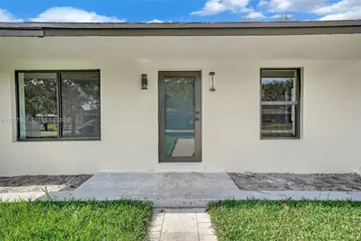 19720 NW 33rd Ave, Miami Gardens, FL 33056 - Photo 4