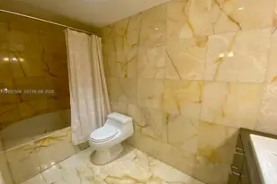 1800 NE 114th St, Miami, FL 33181 - Photo 14