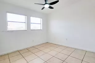 5320 W 26th Ave, Hialeah, FL 33016 - Photo 32