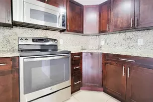 5320 W 26th Ave, Hialeah, FL 33016 - Photo 8