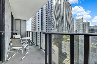 45 SW 9th St #1609, Miami, FL 33130 - Photo 1