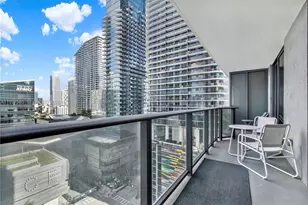 45 SW 9th St, Miami, FL 33130 - Photo 18