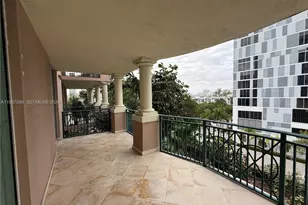 17555 Atlantic Blvd, Sunny Isles Beach, FL 33160 - Photo 8