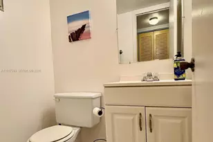 303 Preston H, Boca Raton, FL 33434 - Photo 6