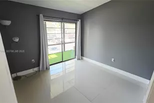 18785 NW 62nd Ave, Hialeah, FL 33015 - Photo 10