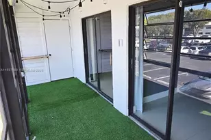 18785 NW 62nd Ave, Hialeah, FL 33015 - Photo 14