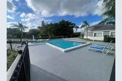 1186 Lake Terry Dr #H, West Palm Beach, FL 33411 - Photo 2