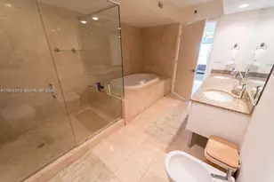 17201 Collins Ave, Sunny Isles Beach, FL 33160 - Photo 8