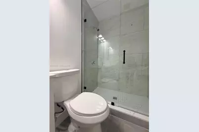 561 NW 41st St #0, Miami, FL 33127 - Photo 20