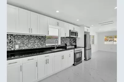 3354 NW 50th St #3354, Miami, FL 33142 - Photo 12