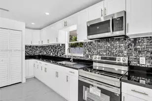 3354 NW 50th St, Miami, FL 33142 - Photo 10