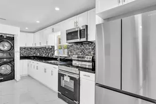 3354 NW 50th St, Miami, FL 33142 - Photo 14