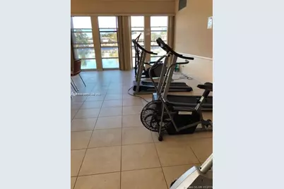 [Address not provided], Hallandale Beach, FL 33009 - Photo 20