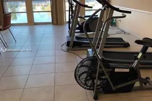 [Address not provided], Hallandale Beach, FL 33009 - Photo 20