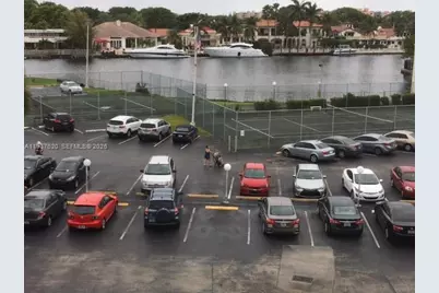 [Address not provided], Hallandale Beach, FL 33009 - Photo 14