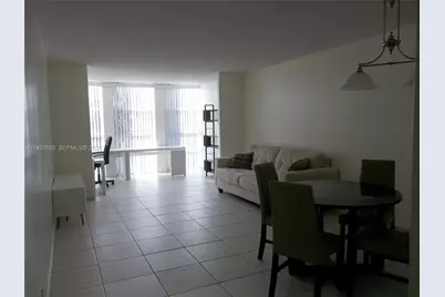 [Address not provided], Hallandale Beach, FL 33009 - Photo 2
