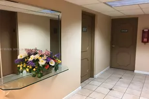 [Address not provided], Hallandale Beach, FL 33009 - Photo 18