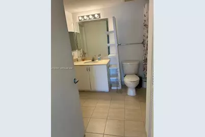 1750 N Bayshore Dr #1812, Miami, FL 33132 - Photo 14