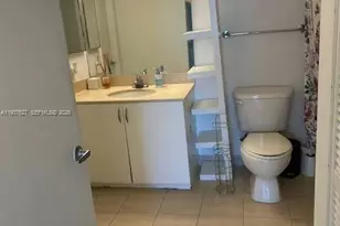 1750 N Bayshore Dr, Miami, FL 33132 - Photo 14