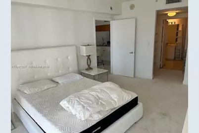 1750 N Bayshore Dr #1812, Miami, FL 33132 - Photo 12