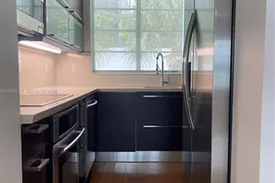 2021 Meridian Ave, Miami Beach, FL 33139 - Photo 32