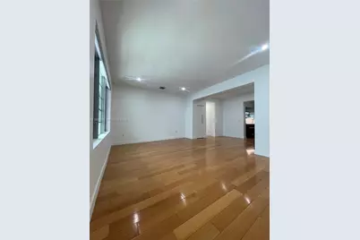 2021 Meridian Ave #12, Miami Beach, FL 33139 - Photo 1