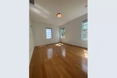 2021 Meridian Ave #12, Miami Beach, FL 33139 - Photo 22