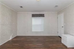 21661 NW 8th Ct, Pembroke Pines, FL 33029 - Photo 10