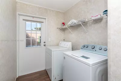 21661 NW 8th Ct, Pembroke Pines, FL 33029 - Photo 16