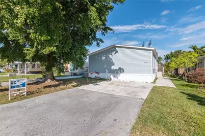 21661 NW 8th Ct, Pembroke Pines, FL 33029 - Photo 24