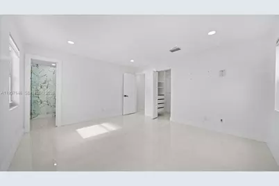 2279 Nova Village Dr, Davie, FL 33317 - Photo 6