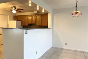 2322 S Cypress Bend Dr, Pompano Beach, FL 33069 - Photo 8