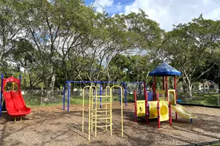 2322 S Cypress Bend Dr, Pompano Beach, FL 33069 - Photo 40