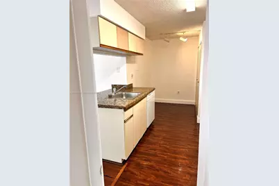 17500 NW 67th Ct #P-19, Hialeah, FL 33015 - Photo 4