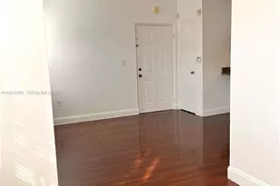 17500 NW 67th Ct, Hialeah, FL 33015 - Photo 8