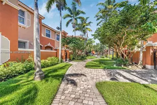 2712 SW 120th Terrace, Miramar, FL 33025 - Photo 4