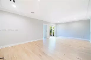 1375 N Biscayne Point Rd, Miami Beach, FL 33141 - Photo 18