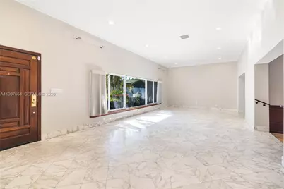 1375 N Biscayne Point Rd, Miami Beach, FL 33141 - Photo 28
