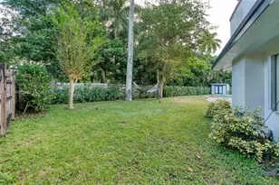 812 Holly Ln, Plantation, FL 33317 - Photo 58