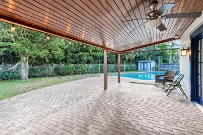 812 Holly Ln, Plantation, FL 33317 - Photo 2