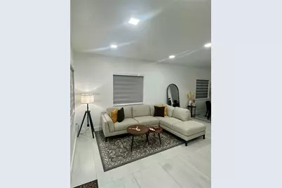 14789 SW 142nd St, Miami, FL 33196 - Photo 2