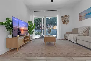 740 Meridian Ave, Miami Beach, FL 33139 - Photo 2