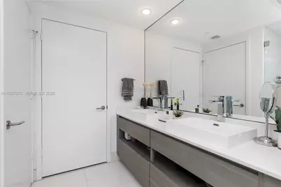 460 NE 28th St #808, Miami, FL 33137 - Photo 26