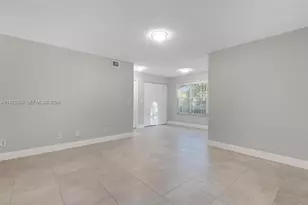 12400 Vista Isles Dr, Sunrise, FL 33325 - Photo 20