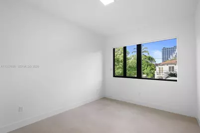 3063 Elizabeth St, Miami, FL 33133 - Photo 30