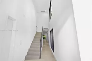 3063 Elizabeth St, Miami, FL 33133 - Photo 16