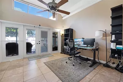 5821 NW 56th Pl, Tamarac, FL 33319 - Photo 22