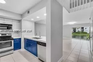 2394 NW 97th Way, Pembroke Pines, FL 33024 - Photo 10