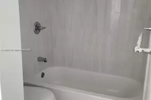 475 NW 85th Ct, Miami, FL 33126 - Photo 10